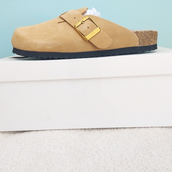 Quince Water Repellent Pecan Brown Suede Clogs with Buckle Women's Size 7 - Picture 6 of 15